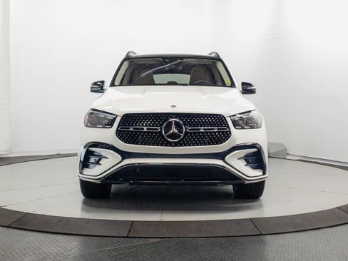 Used 2024 Mercedes-Benz GLE 450e 4MATIC image 2
