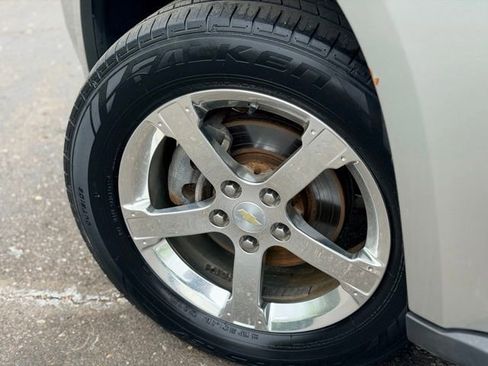 Used 2008 Chevrolet Equinox LT w/ LT Preferred Equipment Group FWD image 21