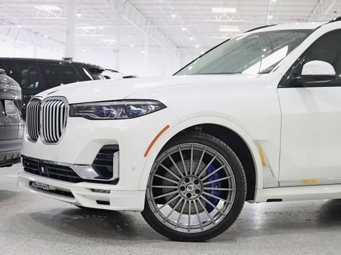Used 2022 BMW ALPINA XB7 AWD/4WD image 2