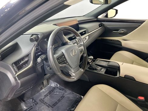 Used 2020 Lexus ES 350 w/ Premium Package image 9