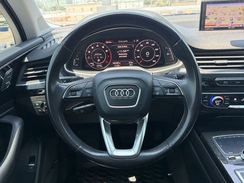 Used 2017 Audi Q7 3.0T Premium Plus w/ Premium Plus Package AWD/4WD image 11
