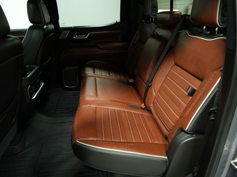 Certified 2025 GMC Sierra 1500 Denali Ultimate AWD/4WD image 38