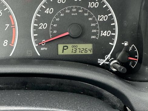 Used 2012 Toyota Corolla L FWD image 9