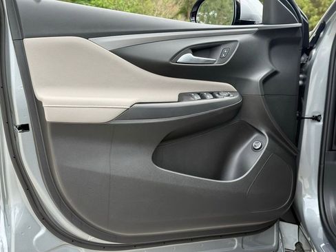New 2026 Buick Envista Avenir FWD image 17
