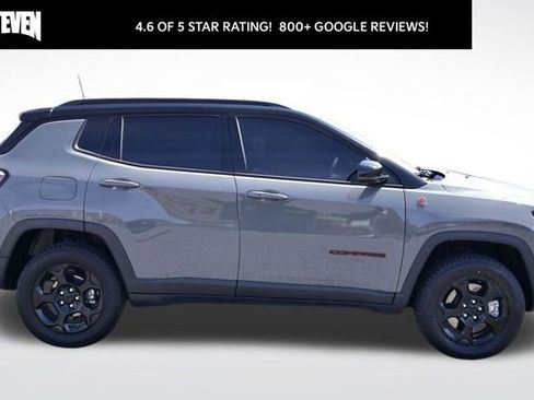 Used 2023 Jeep Compass Trailhawk w/ Trailhawk Convenience Group image 6