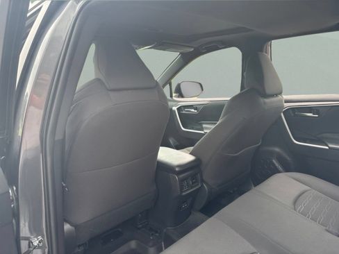 Used 2022 Toyota RAV4 SE w/ Convenience Package AWD/4WD image 23