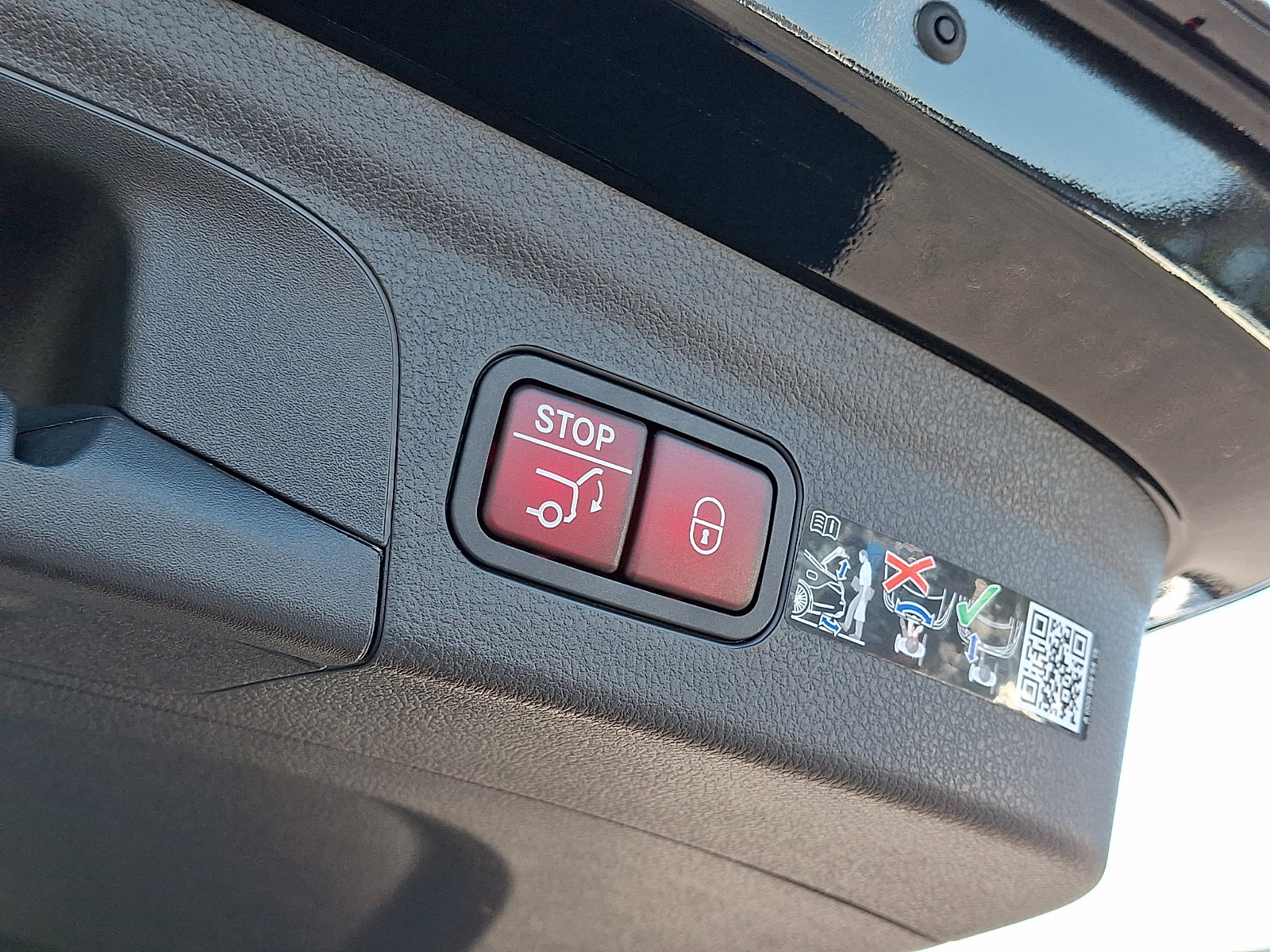Certified 2026 Mercedes-Benz GLE 450 4MATIC image 31