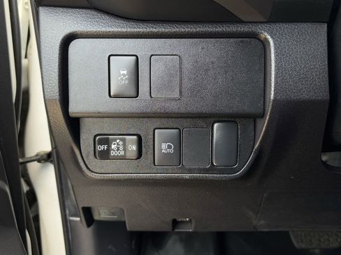 Used 2022 Toyota Tacoma SR5 image 22