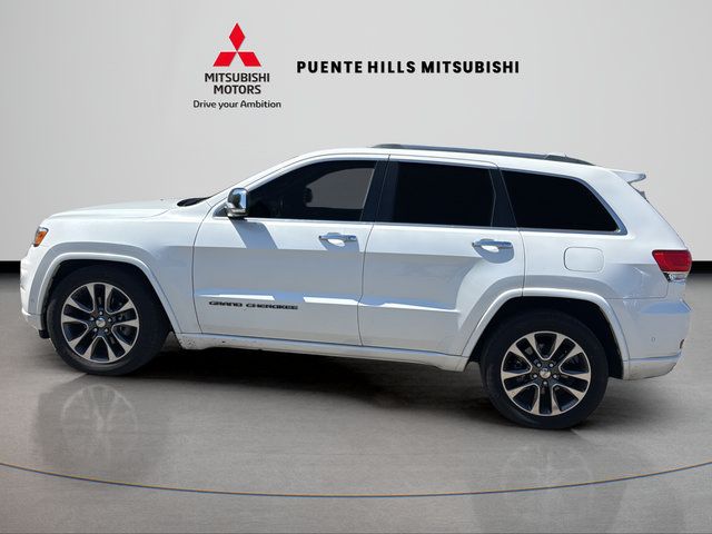 Used 2017 Jeep Grand Cherokee Overland w/ Jeep Active Safety Group AWD/4WD image 8