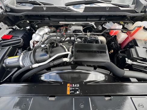 Used 2024 Chevrolet Silverado 2500 High Country AWD/4WD image 39