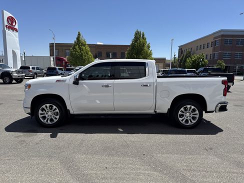 Used 2023 Chevrolet Silverado 1500 LTZ AWD/4WD image 7