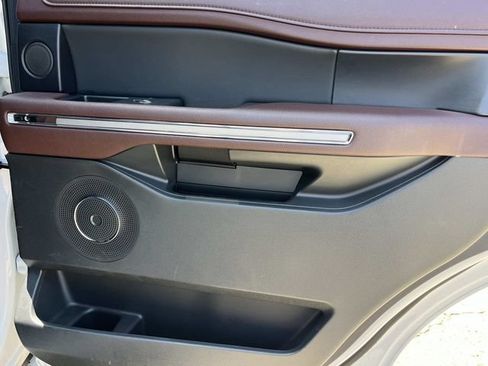 Certified 2024 Ford Expedition Limited AWD/4WD image 28