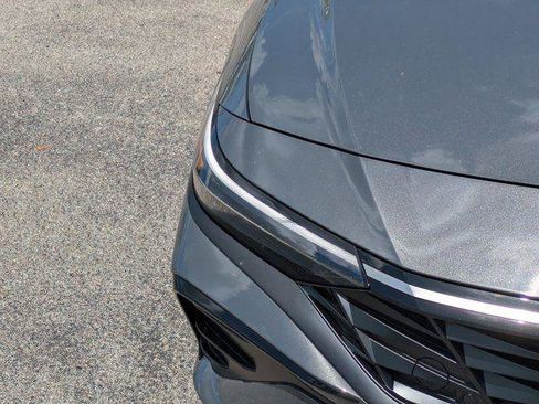 New 2026 Hyundai Elantra Limited FWD image 7