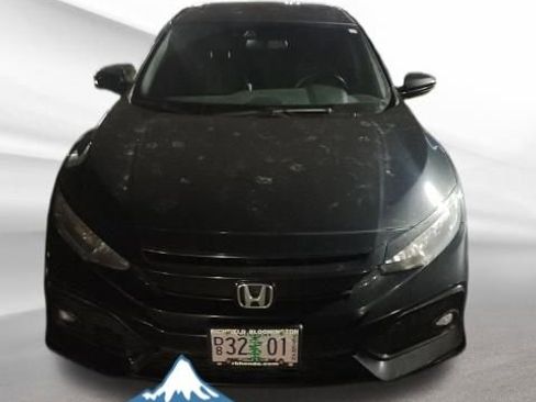 Used 2019 Honda Civic Sport Touring image 3