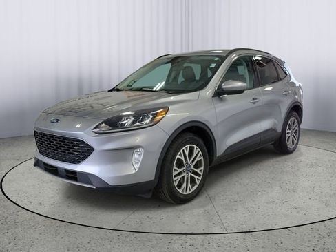 Certified 2021 Ford Escape SEL w/ Technology Package image 4