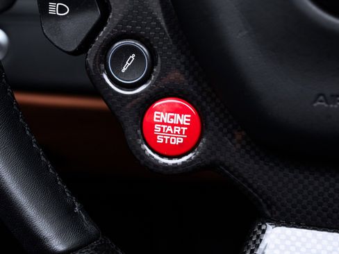 Used 2018 Ferrari 488 Spider image 55