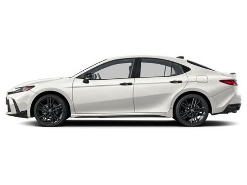 New 2026 Toyota Camry Hybrid FWD image 3