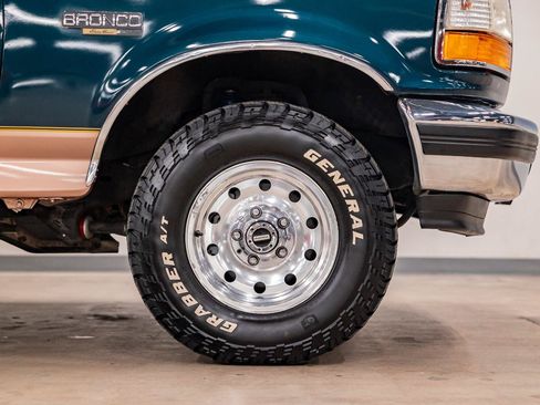 Used 1995 Ford Bronco XL AWD/4WD image 29