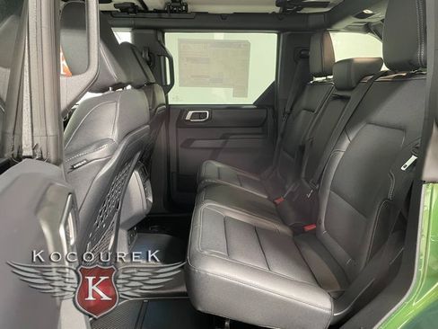 New 2025 Ford Bronco Badlands image 21