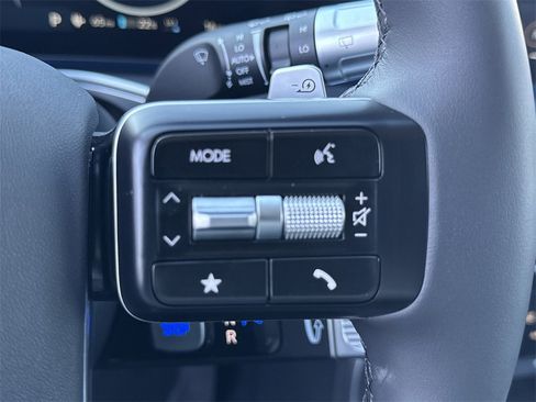 Used 2026 Hyundai Ioniq 9 SEL image 26