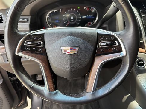 Certified 2019 Cadillac Escalade Luxury w/ LPO, Escalade Noir Package RWD image 33