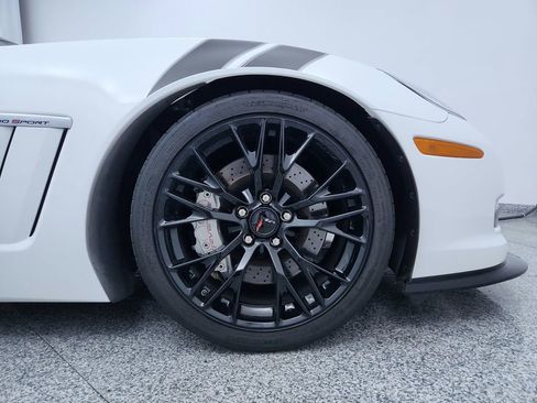 Used 2010 Chevrolet Corvette Grand Sport w/ Preferred Equipment Group RWD image 29