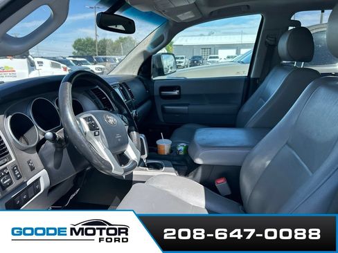 Used 2014 Toyota Sequoia Limited AWD/4WD image 7