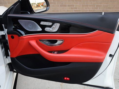 Used 2019 Mercedes-Benz AMG GT 63 image 26