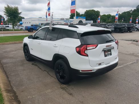 Used 2024 GMC Terrain AT4 w/ Infotainment Package II AWD/4WD image 7