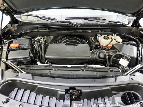 Used 2025 GMC Yukon Elevation w/ LPO, Floor Liner Package image 29