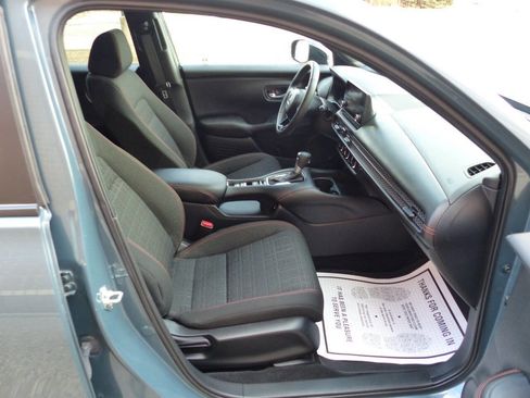 Used 2025 Honda HR-V Sport image 40