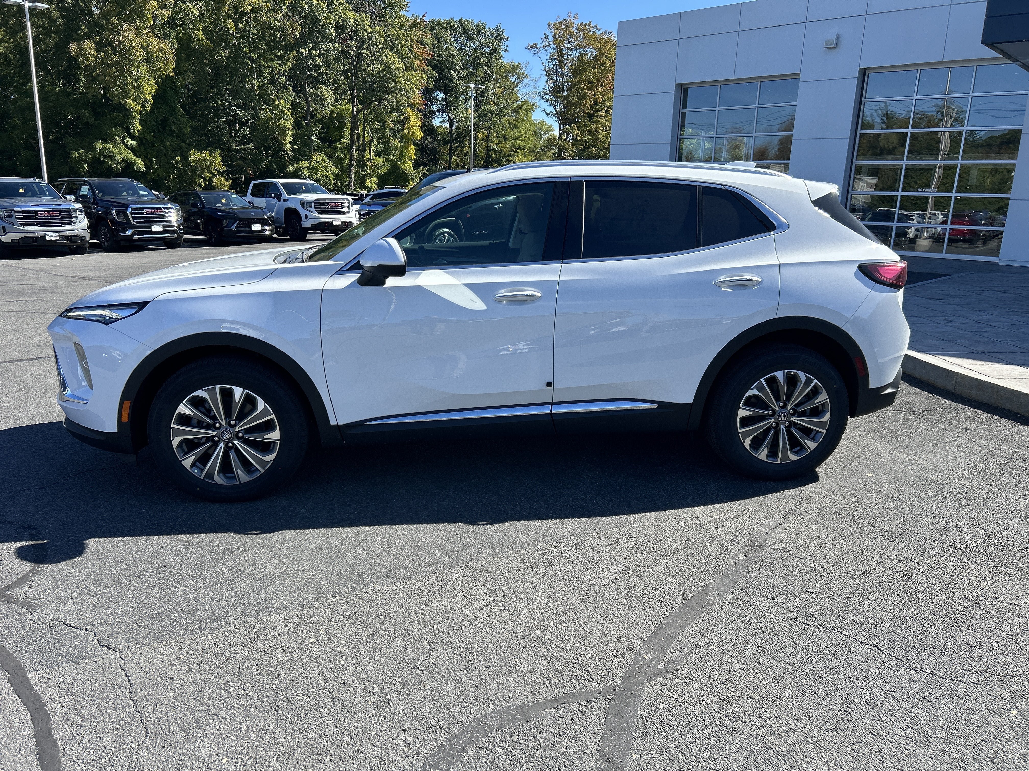New 2026 Buick Envision Preferred AWD/4WD image 2