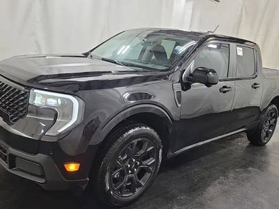 Used 2025 Ford Maverick Lariat w/ Black Appearance Package