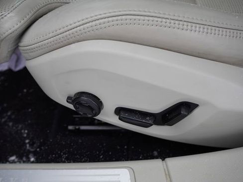 Used 2019 Volvo S60 T6 Inscription image 24