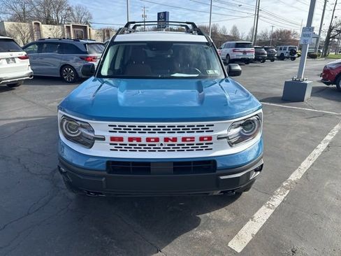 Used 2023 Ford Bronco Sport Heritage Limited image 2