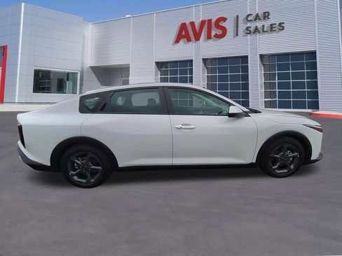 Used 2025 Kia K4 FWD image 5