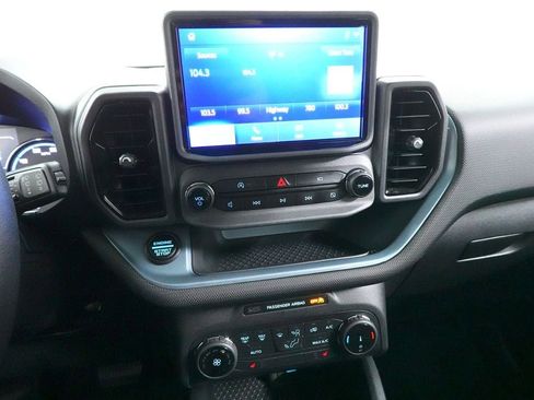 Certified 2022 Ford Bronco Sport Badlands AWD/4WD image 15