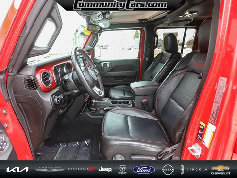 Used 2022 Jeep Wrangler Unlimited Rubicon w/ Steel Bumper Group image 12