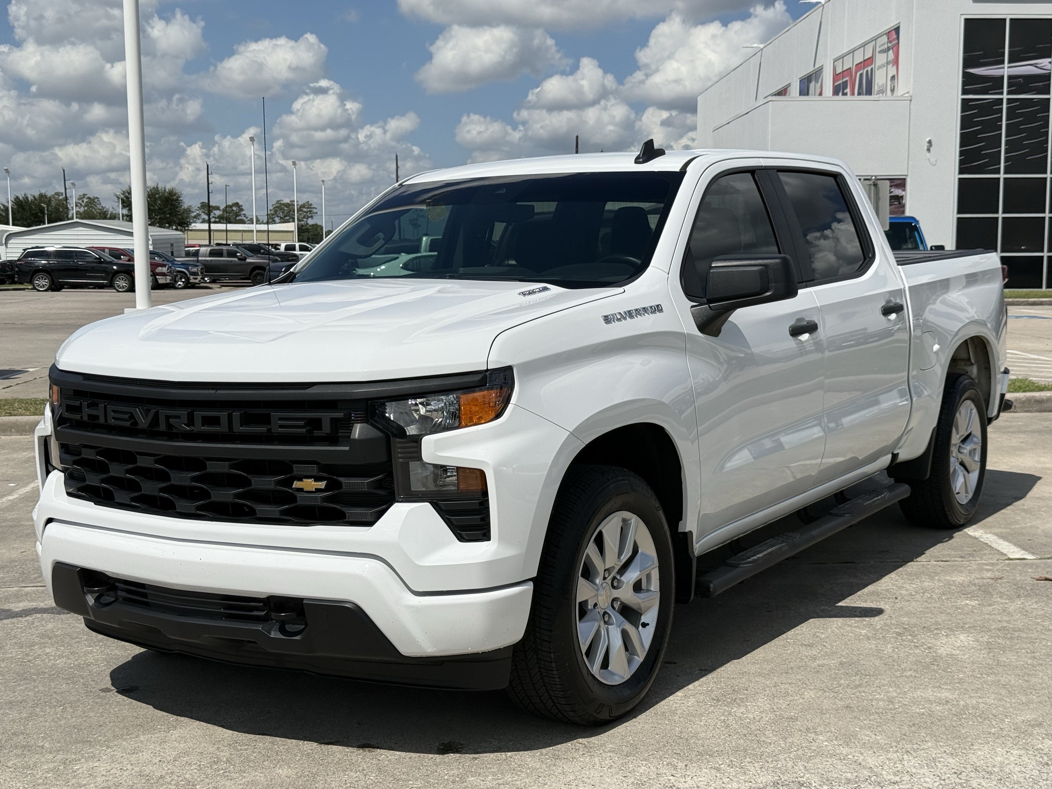 Used 2024 Chevrolet Silverado 1500 Custom RWD image 10