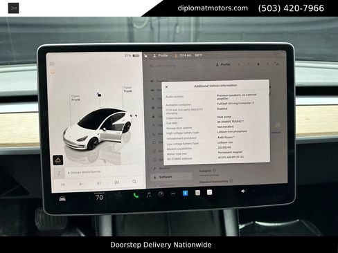 Used 2022 Tesla Model 3 image 32