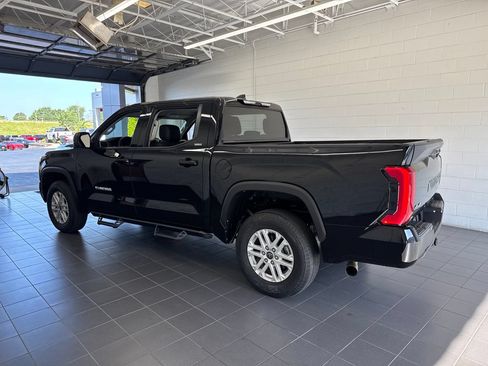 Used 2024 Toyota Tundra SR5 w/ SR5 Premium Package AWD/4WD image 5
