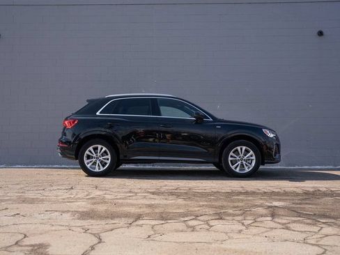 Certified 2025 Audi Q3 2.0T Premium Plus w/ Premium Plus Package AWD/4WD image 8