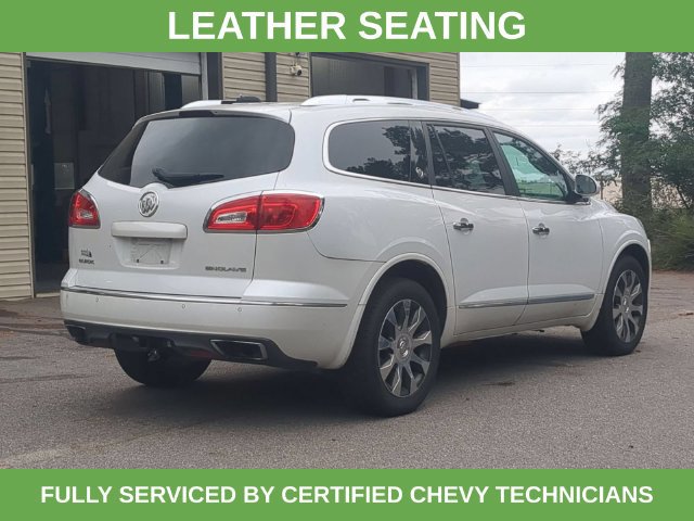 Used 2017 Buick Enclave Leather w/ Enclave Sport Touring Edition FWD image 4