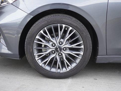 Used 2023 Kia Forte GT-Line w/ GT-Line Technology Package image 20