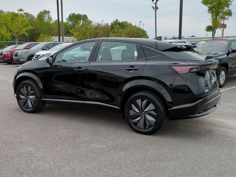 New 2024 Nissan Ariya AWD image 6