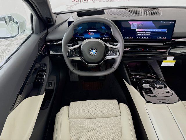 Used 2026 BMW 530i xDrive w/ Premium Package AWD/4WD image 24