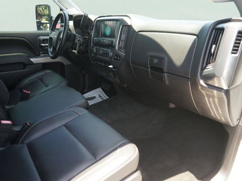 Used 2015 Chevrolet Silverado 2500 LT w/ LT Convenience Package AWD/4WD image 17