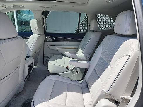 Used 2026 Buick Enclave Avenir w/ Super Cruise Package AWD/4WD image 5