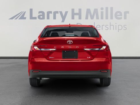 New 2026 Toyota Camry Hybrid image 5