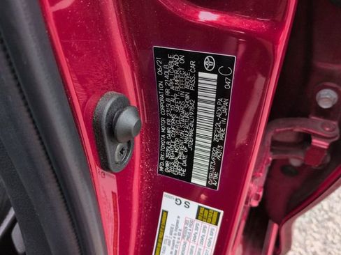 Used 2022 Toyota Corolla LE image 52